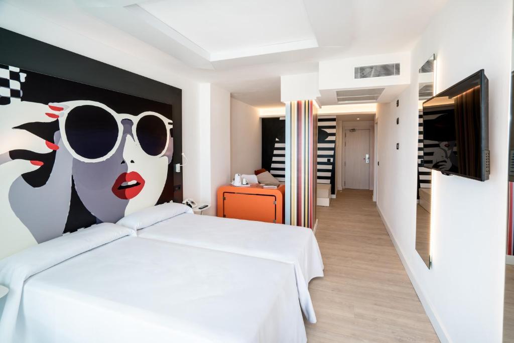 Thb Naeco Ibiza - Adults Only Hotel San Antonio  Kültér fotó